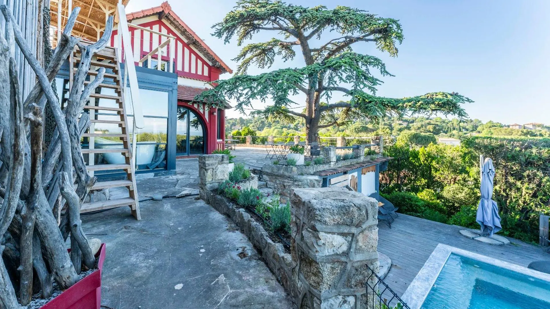 Villa Sublime 180° D'Avignon Villeneuve Ventoux Alpilles France